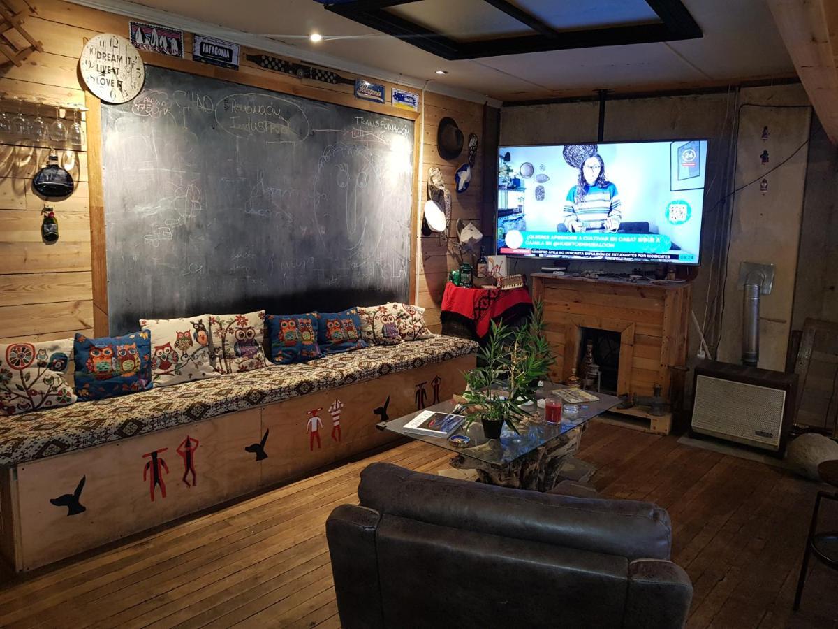 Hostal La Morenita Пунта Аренас Екстериор снимка